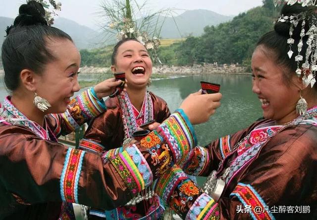 @湘西州人,|湘酒记忆|一座城·一瓶酒|