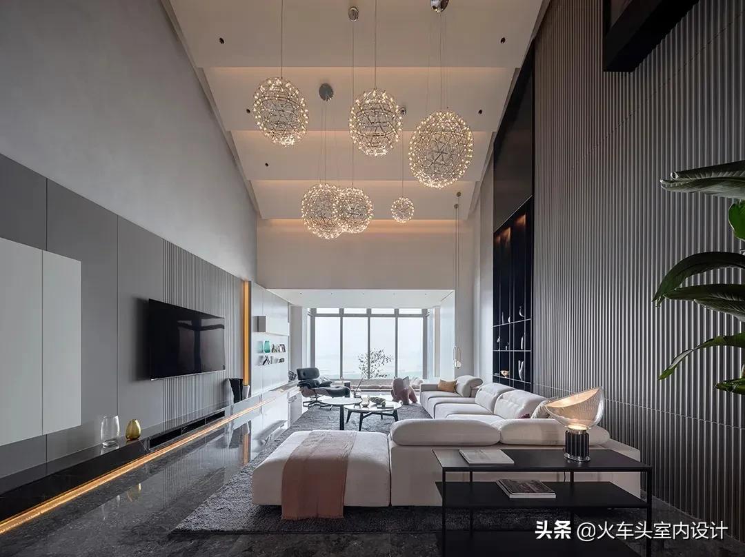 80款挑空客厅设计,大宅就该有这气势