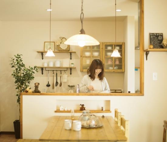 灶台底部抬高多少合适,灶台下面垫高几公分