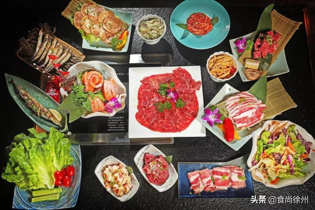 徐州发现超魔幻烧肉酒场，颜值赛高！可以大口吃肉大口喝酒！