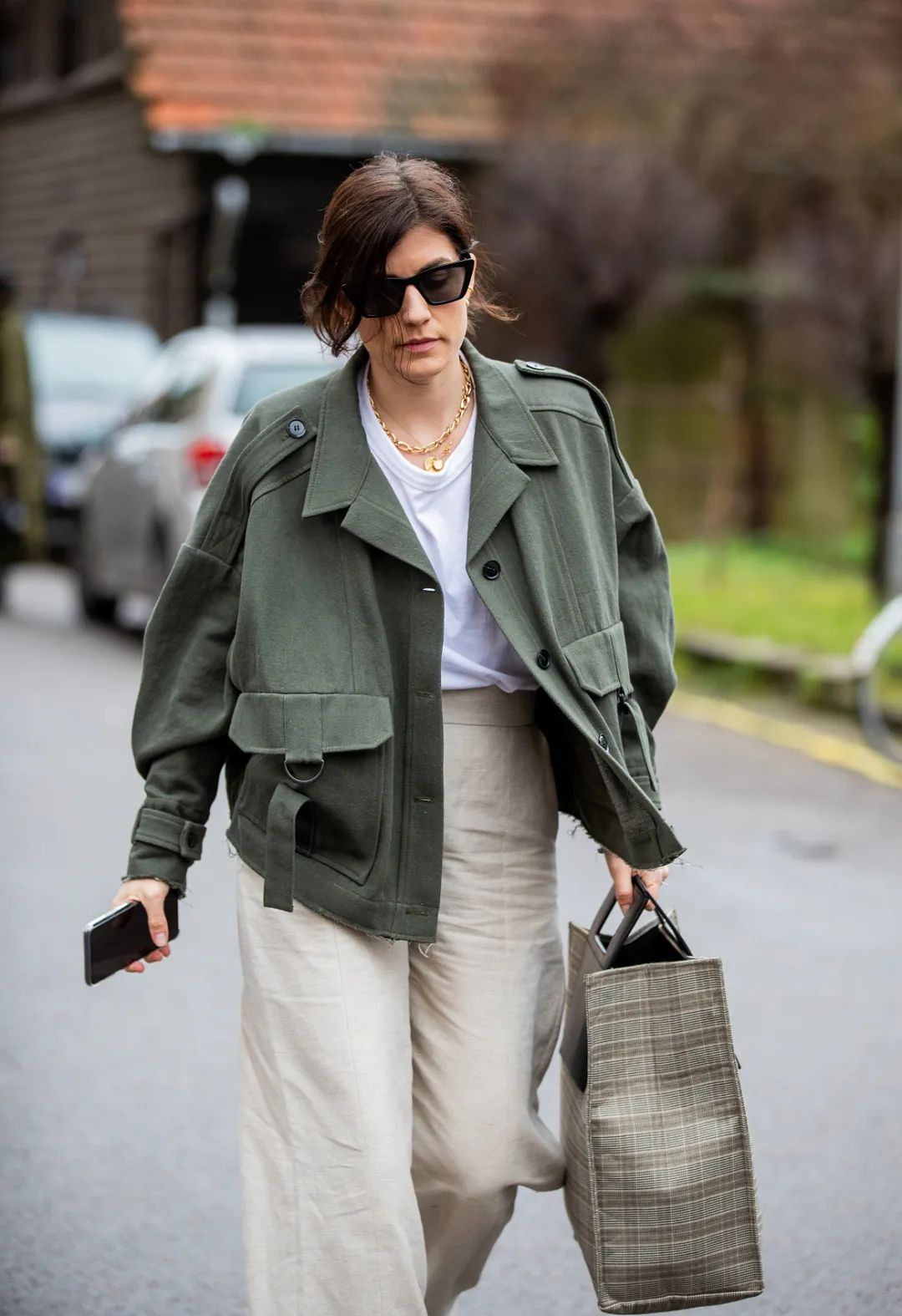 有没有一只，能配得上你野心的tote包？挣钱买包VS买包挣钱