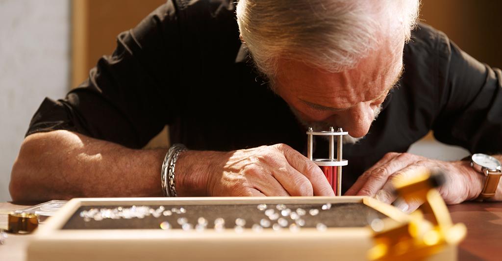 钻石的世纪营销，有人说是*局骗**？该怎么看？