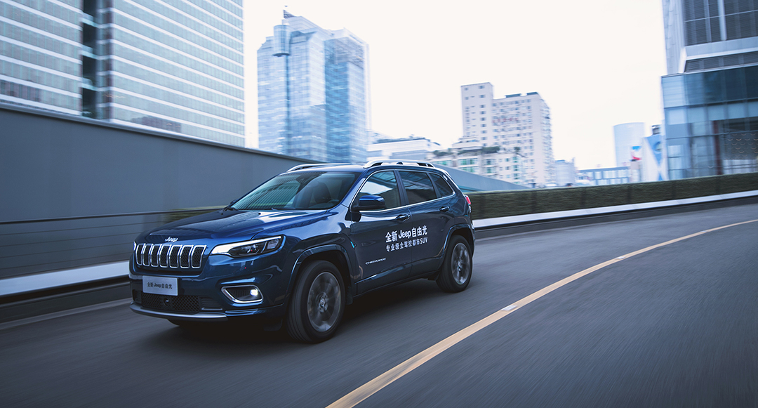 搭载2.0t9at动力系统,国产最强2.0t+9at轿车