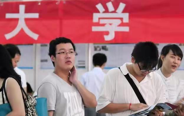 湖南最坑人的4个大学,湖南最被低估的三所大学