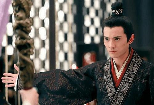 秦汉时期尚武与重文的较量：为何汉武帝改变武将掌权的局面？