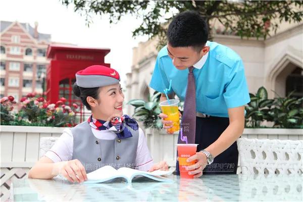 瑗胯埅澶у,鍥涘窛瑗胯埅澶у