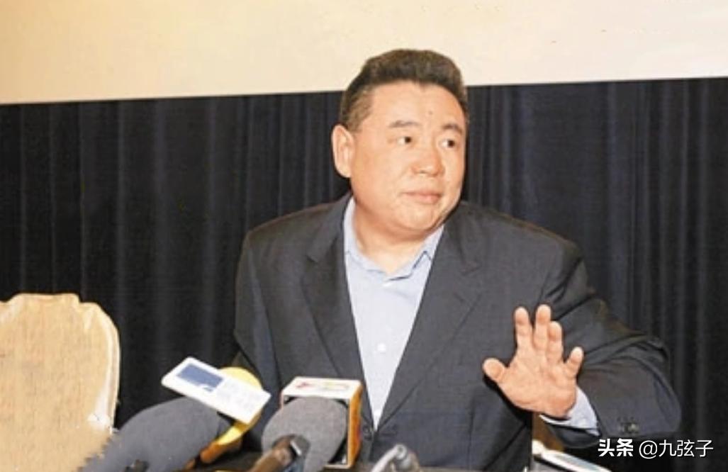 刘銮雄历任女友洪欣,甘比刘銮雄蔡少芬