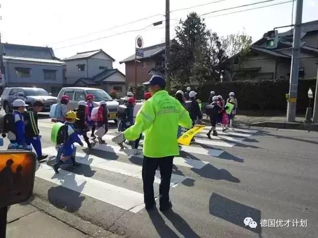 日本保护孩子的方法,儿童遇到危险如何自救拼音版