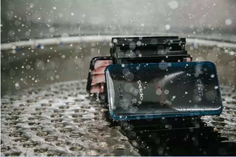 oppo相机强大功能,oppo小布和小爱哪个更强大