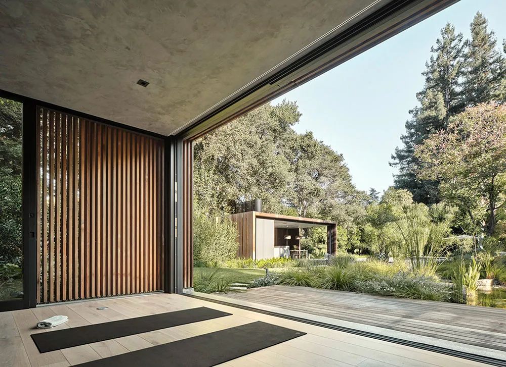 雪松亭,雪松凉亭