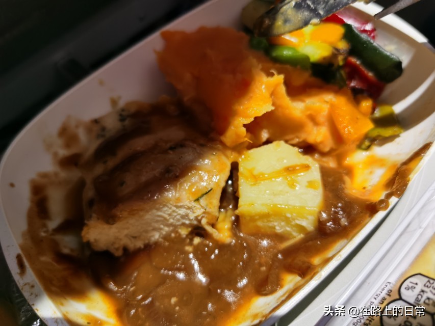 体验阿联酋头等舱,体验土豪飞机