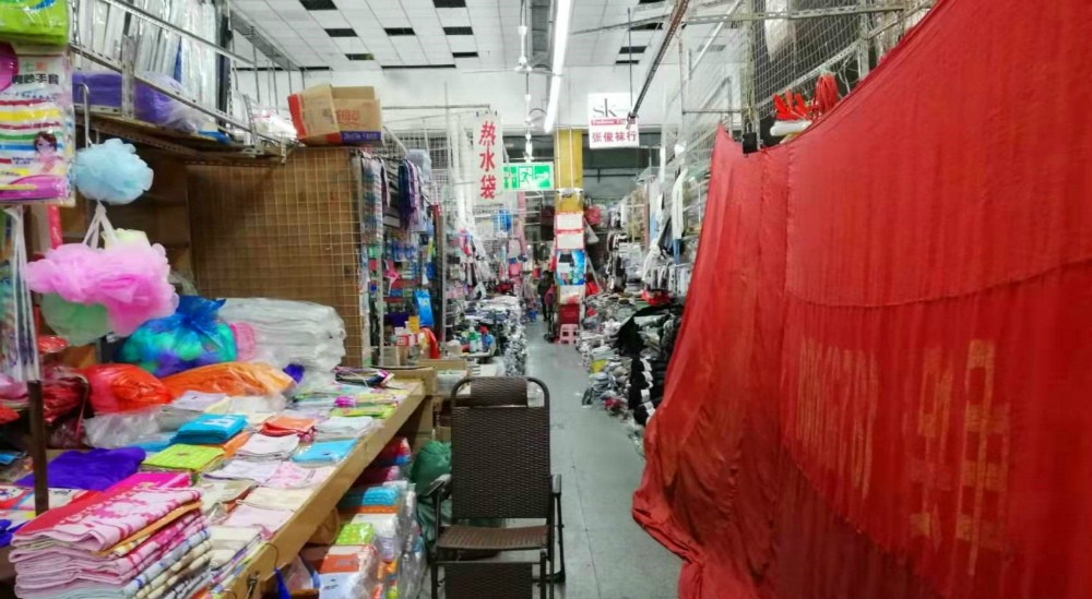 九龙小商品批发市场几点关门,九龙小商品市场
