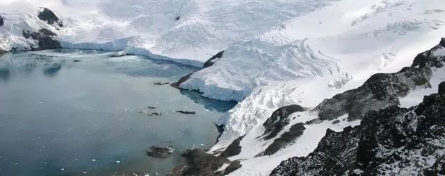 全球护照免签落地签排名,中国护照最新免签落地签