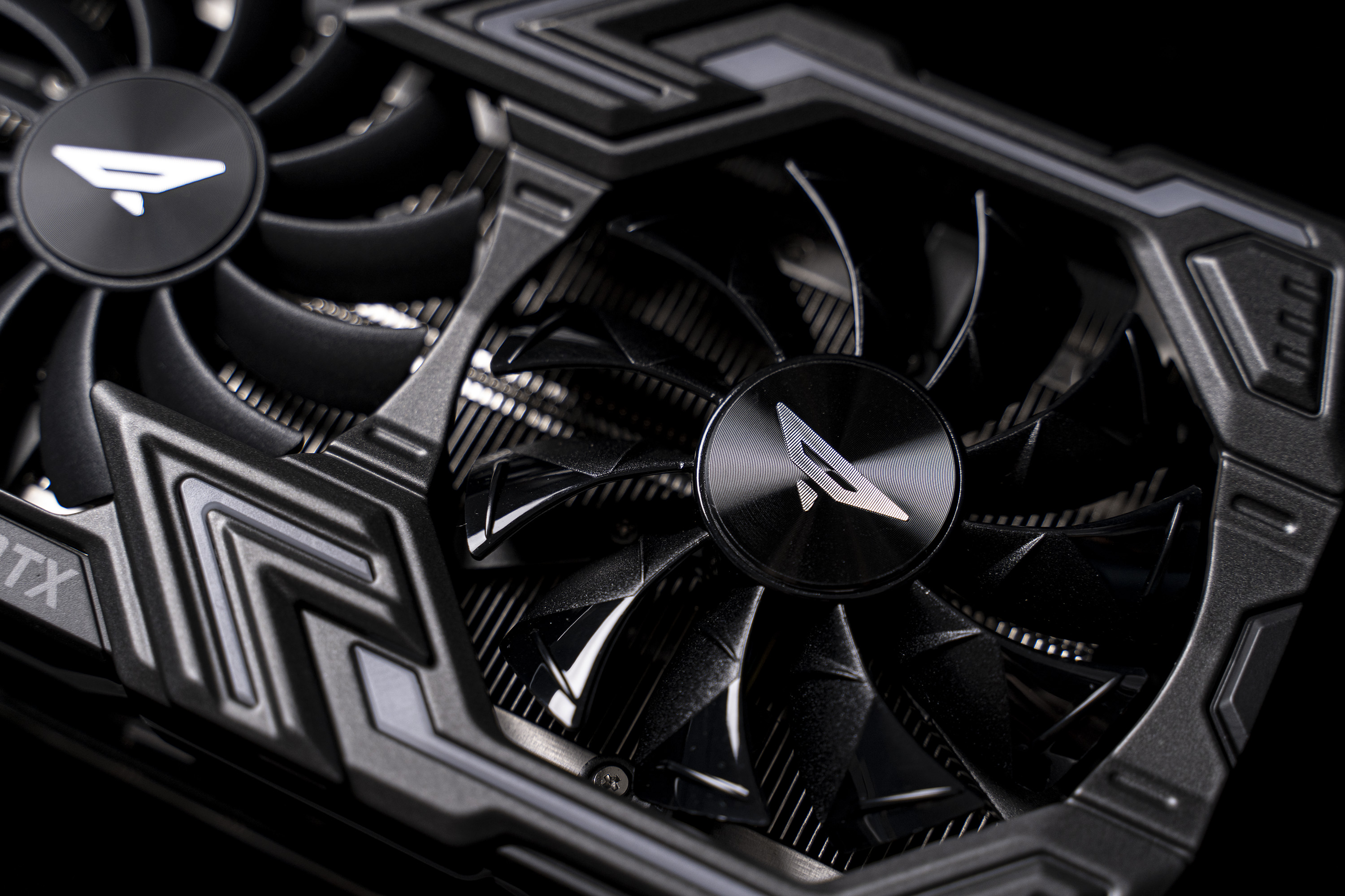 顶级机箱装机,第一次装机推荐机箱