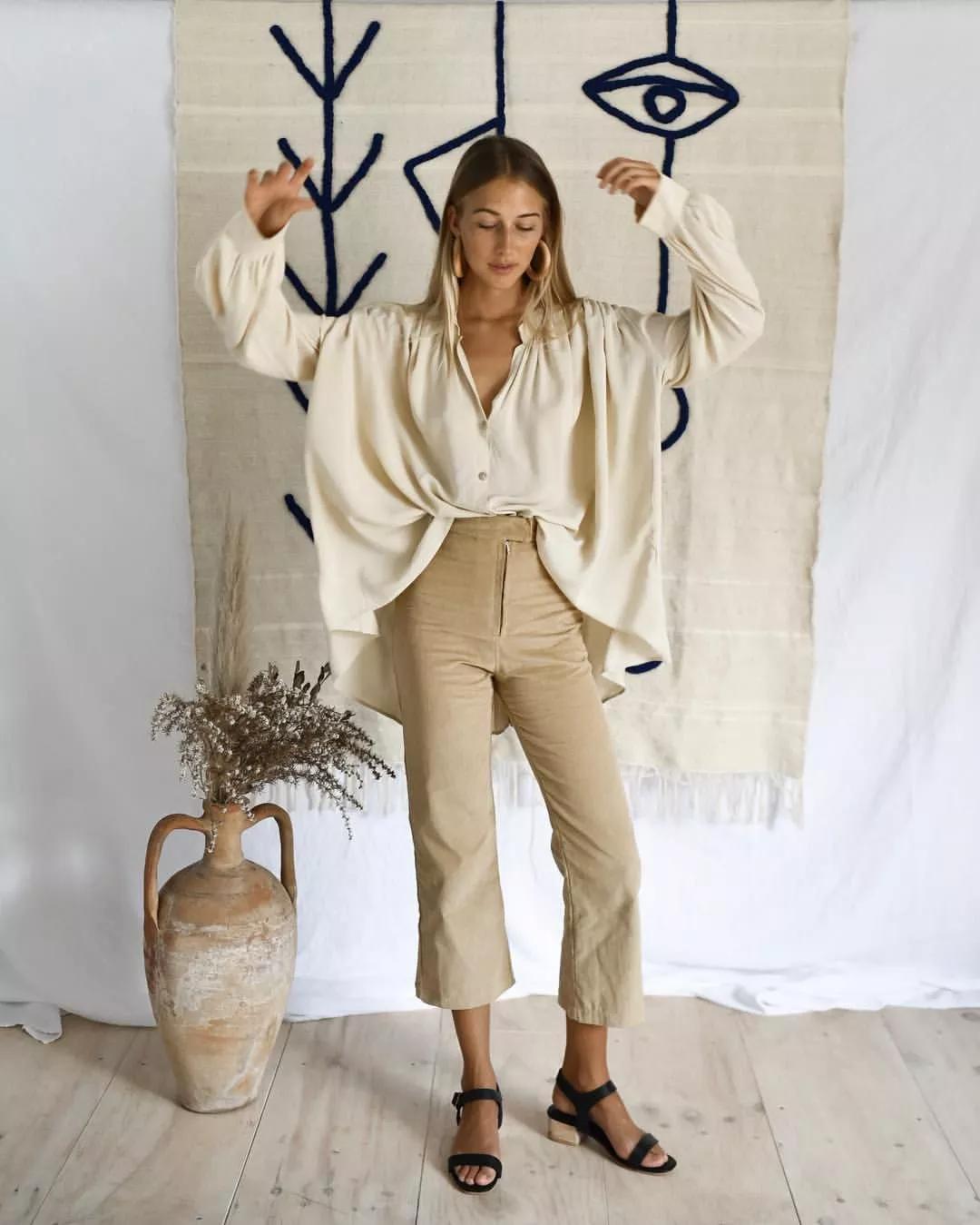 衣服这样穿减龄有气质而且大气,衣服这样穿显高又时髦