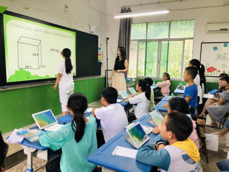 科技为教师赋能，希沃助力镇坪县新媒体技术培训