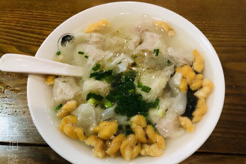 安徽太平湖民宿钓鱼,安徽异域风格民宿效果图