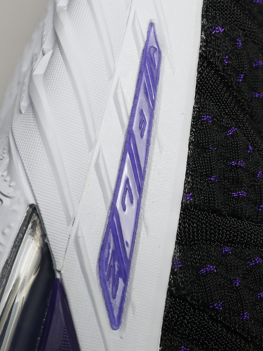 快传体育拆解lebron7,lebron18新鞋