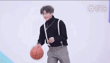 表情包大*杀屠**法案通过，以后还能鸡你太美吗？