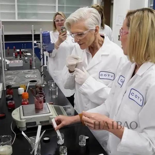 梅耶马斯克走秀,超模梅耶