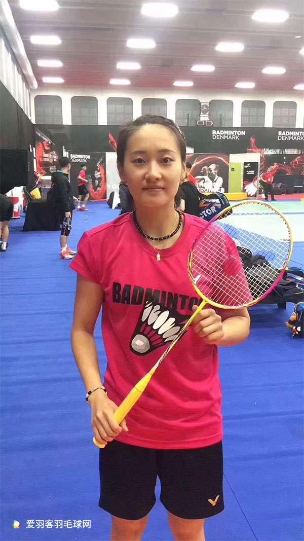 情人节这天，他送女神一把ZF2球拍后...附2.14拯救指南