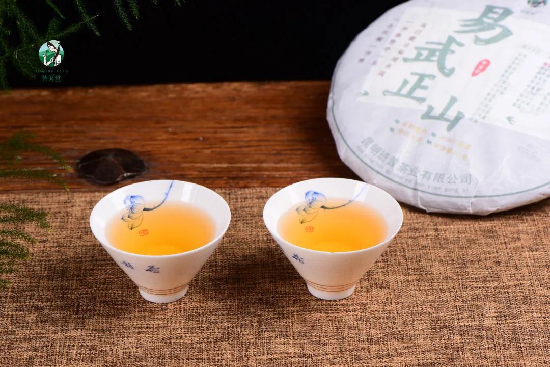 易武正山贡茶图片大全,2002年易武正山贡茶阿诗玛