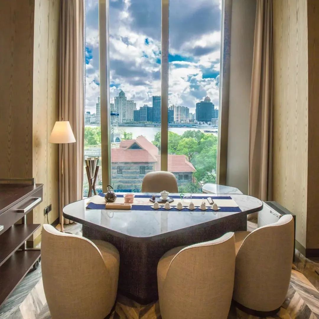 住进风景里民族风情酒店,入住高颜值酒店的感觉