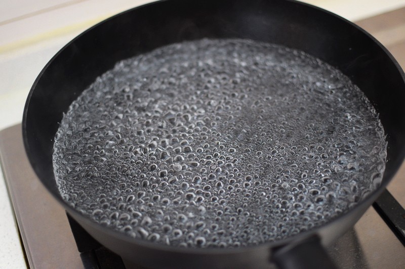 德国煎锅304不粘锅,德国原铸无涂层不粘锅