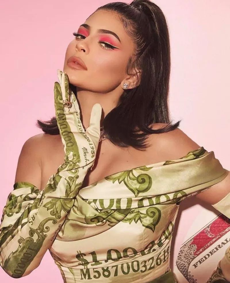 明星搞点副业很正常吧,明星搞副业的视频