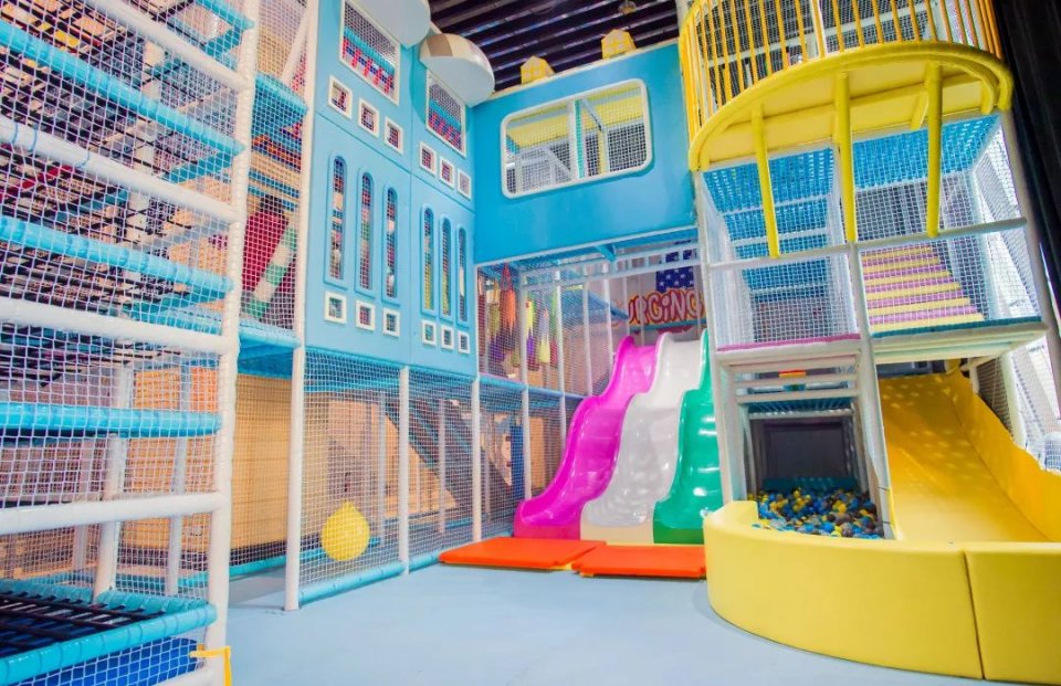 蹦床公园90米魔鬼滑梯,翼动蹦床公园滑梯