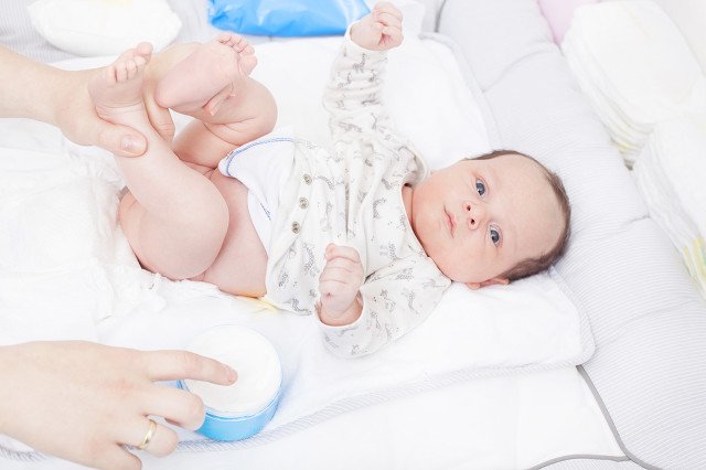 宝宝湿疹护理方法,宝宝湿疹护理穴位按摩