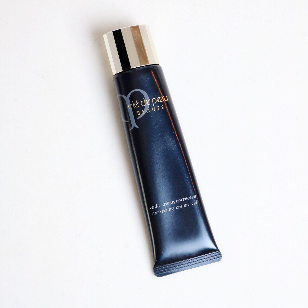 混合油皮适合护肤精华,混油皮保湿护肤方法