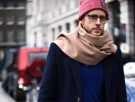 冬天不穿棉袄怎么穿不光保暖还帅,想在冬天也继续保持肌肤干净