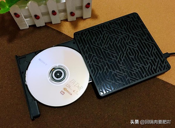 时代标签，重新定义-ORICOXD008便携式移动光驱测评