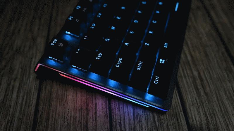 自从用了机械键盘就再也用不回电容胶了