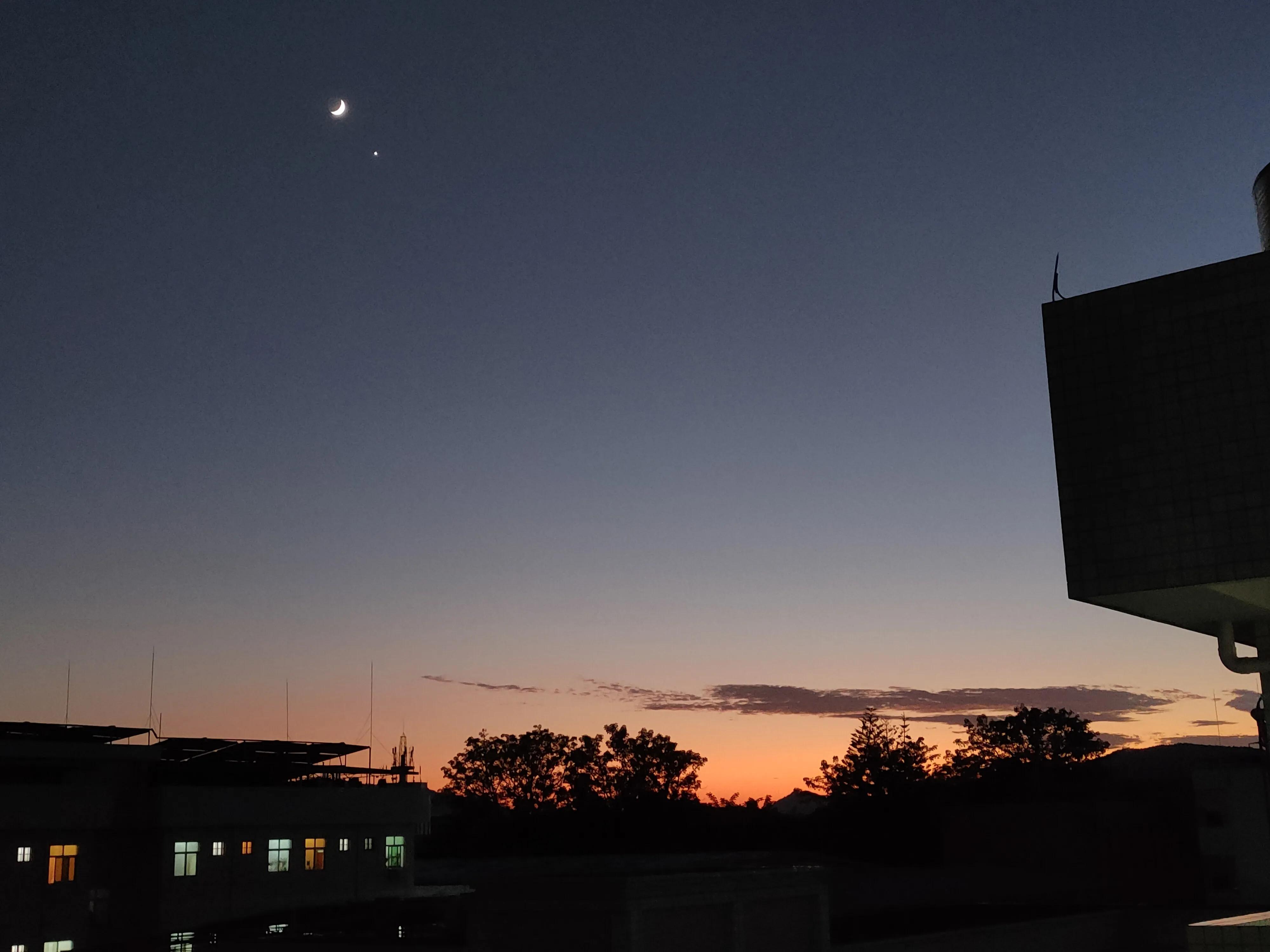 四月是你的谎言动漫情头,中二病也要谈恋爱动漫情头