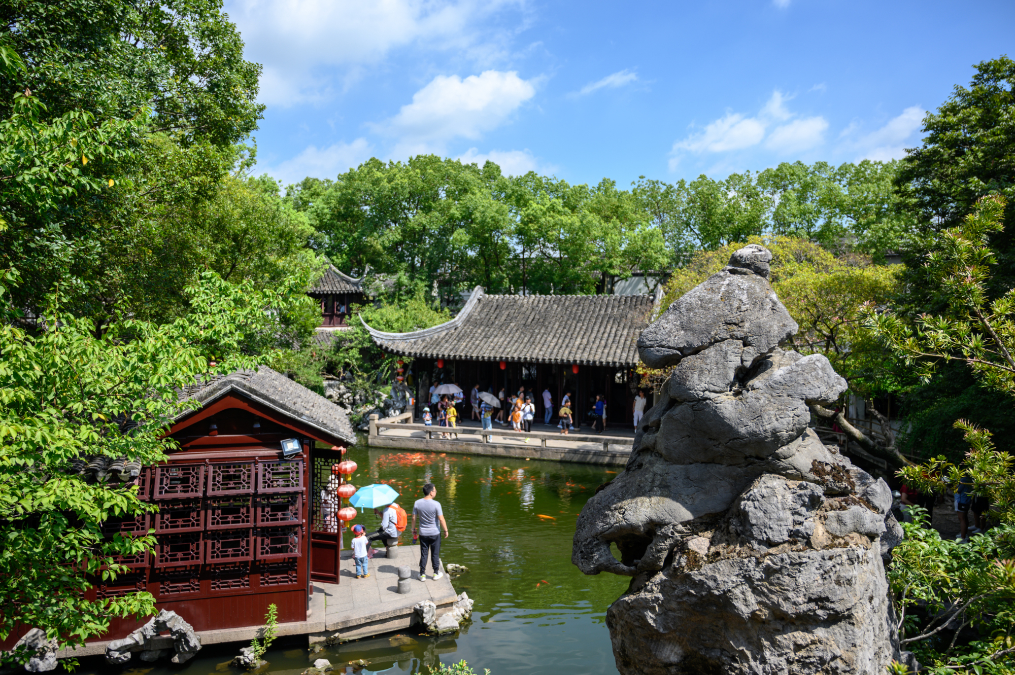 苏州同里古镇和周庄哪个好玩点呢,周庄古镇与同里古镇哪个更值得去