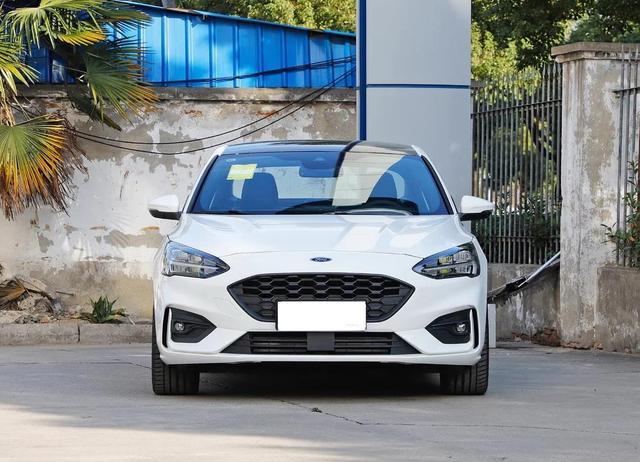 新款福克斯跑几万公里后评价,同行十万公里谈福克斯用车总结