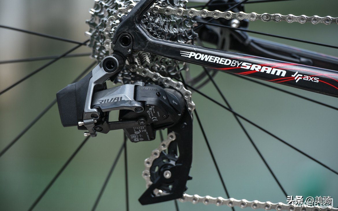 瑞豹robinevo和sparksramevo对比,瑞豹无线电变公路车