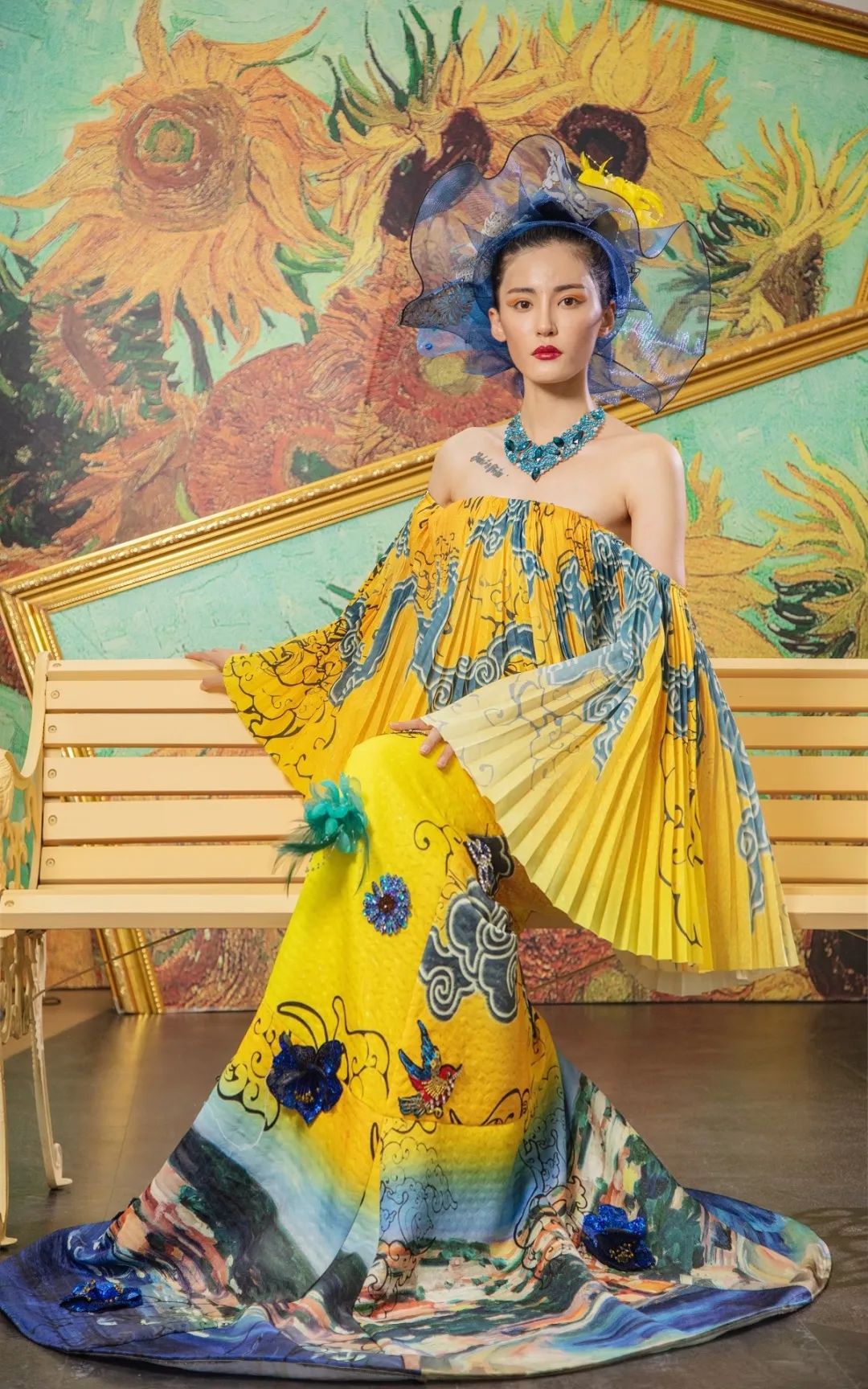 青岛国际啤酒节-雅设为您送上一封时尚大秀邀请函