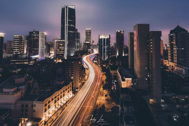 一位摄影师在上海拍下的老照片,摄影师上海女孩