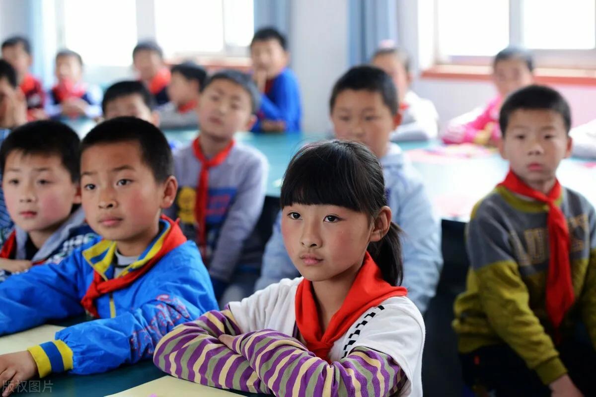 乡镇中学教师该何去何从,乡镇教师现状怎样