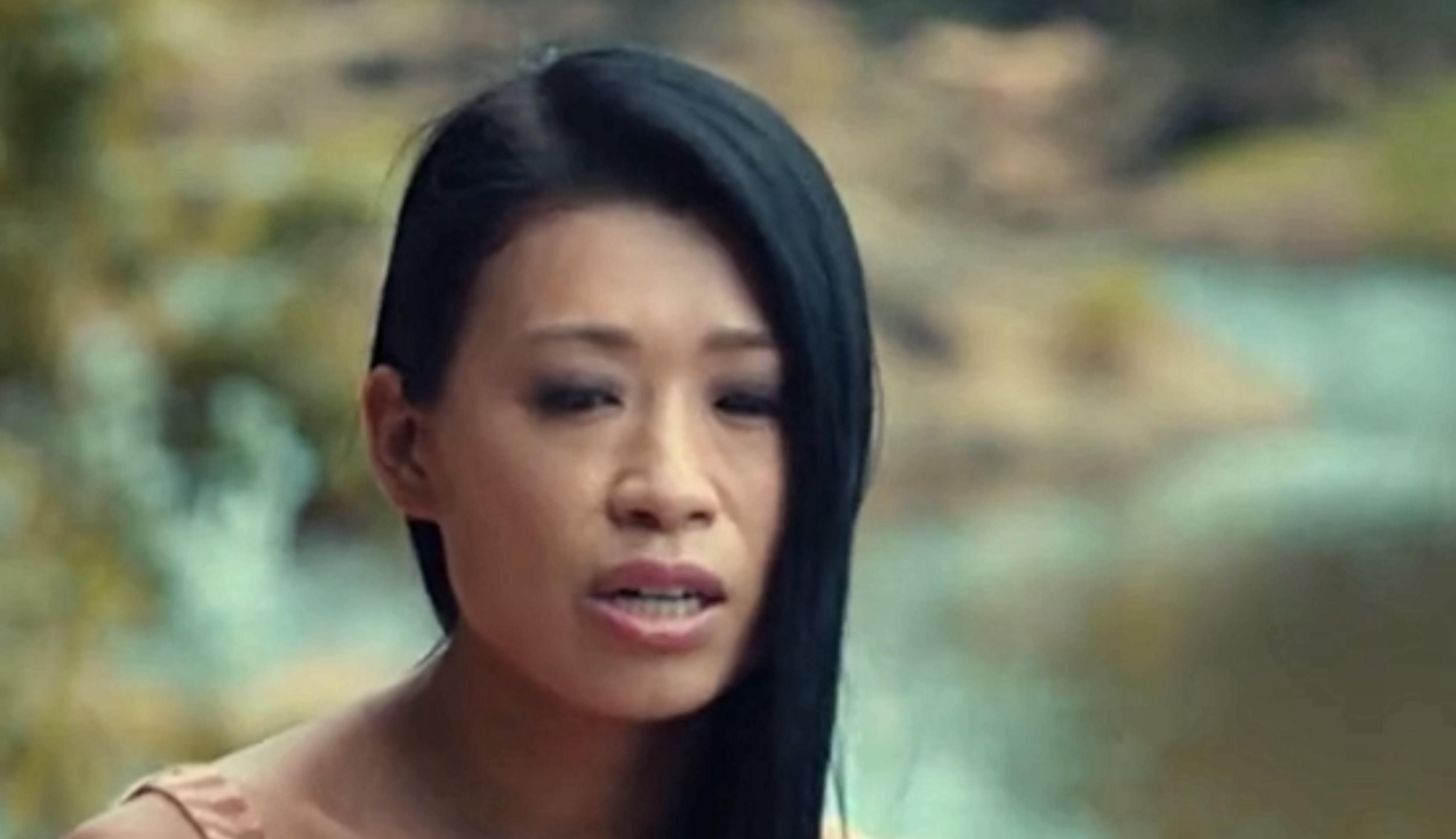 辣眼睛，辣脑子，还辣什么自己说，恐龙被一刀捅死，笑死你不偿命