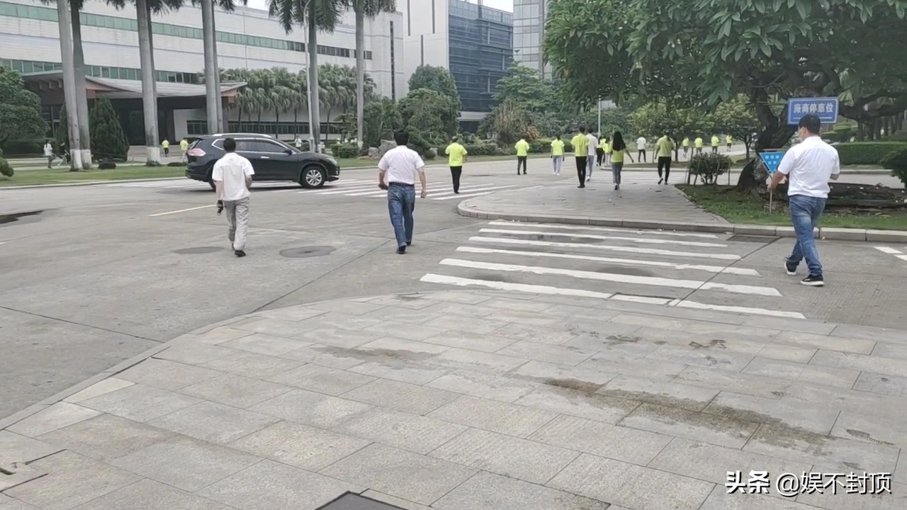 东莞石碣电子厂做什么的,东莞石碣有多少个电子厂