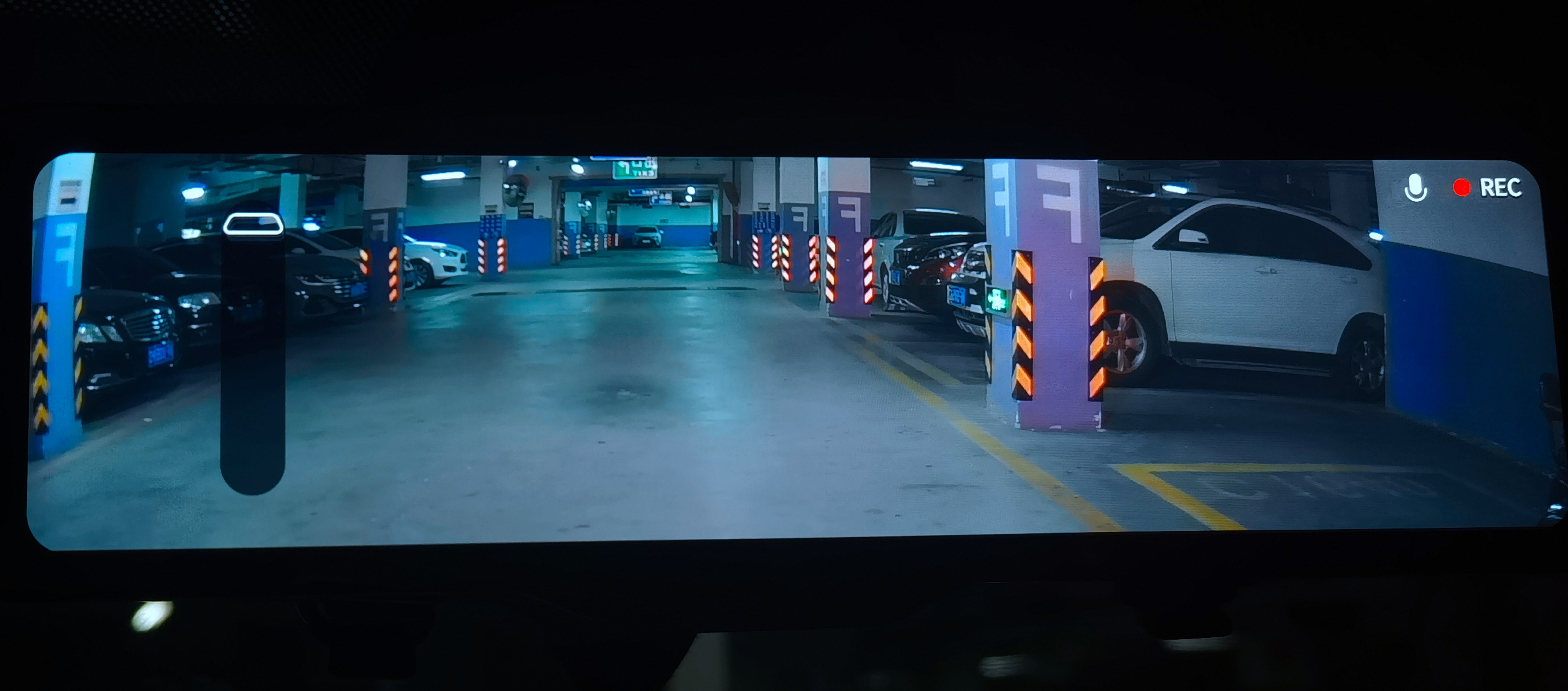 盯盯拍智慧后视镜s5和360的区别,盯盯拍智慧后视镜s5怎么放视频