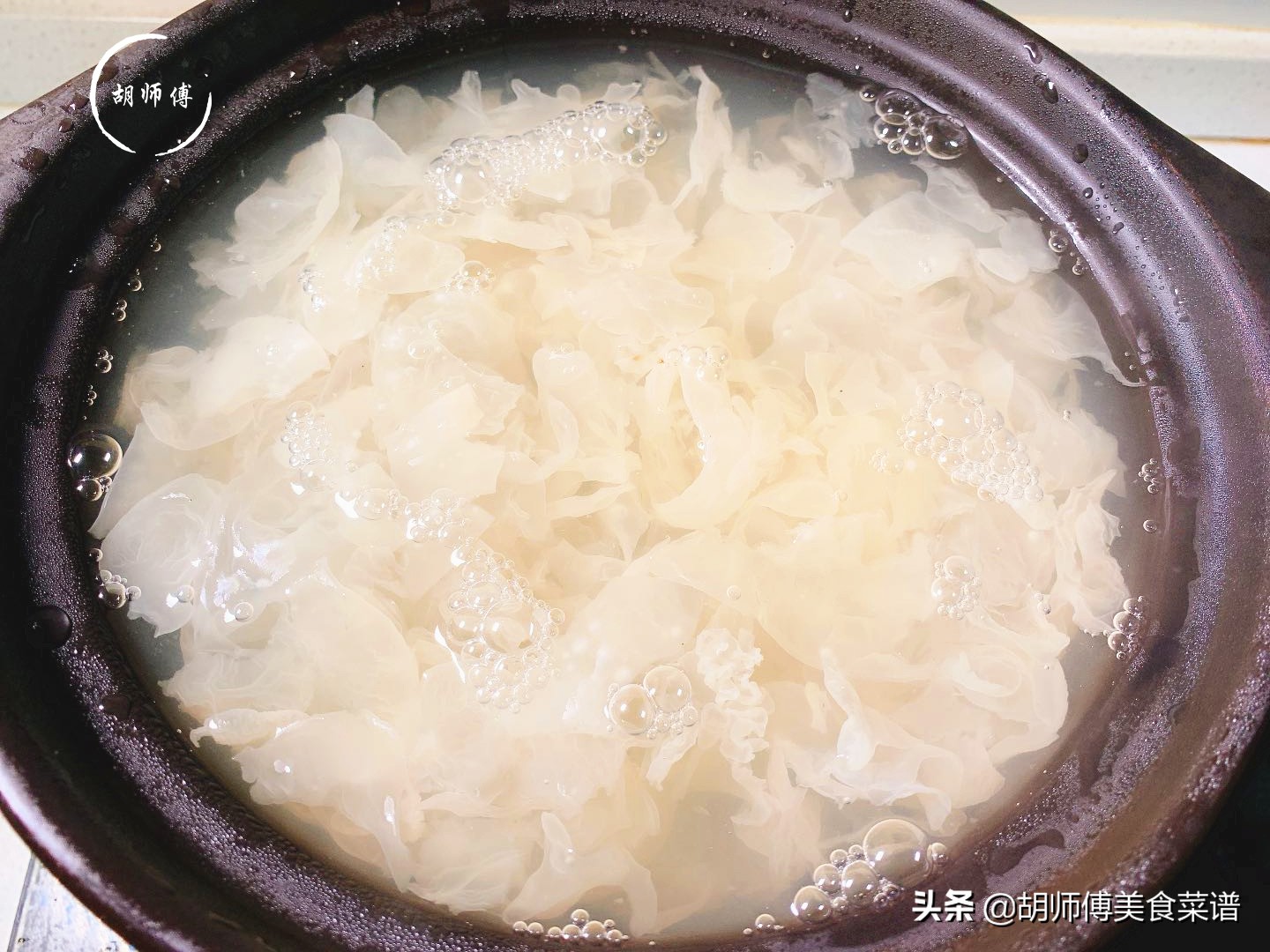 炖银耳不出胶最简单的方法,炖银耳汤的正确方法