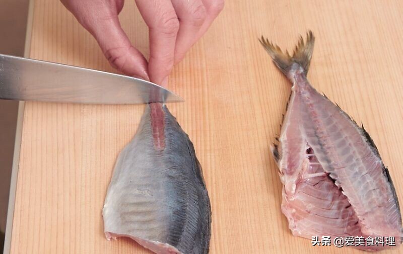 鱼去骨切法视频,剔鱼骨切鱼片技巧