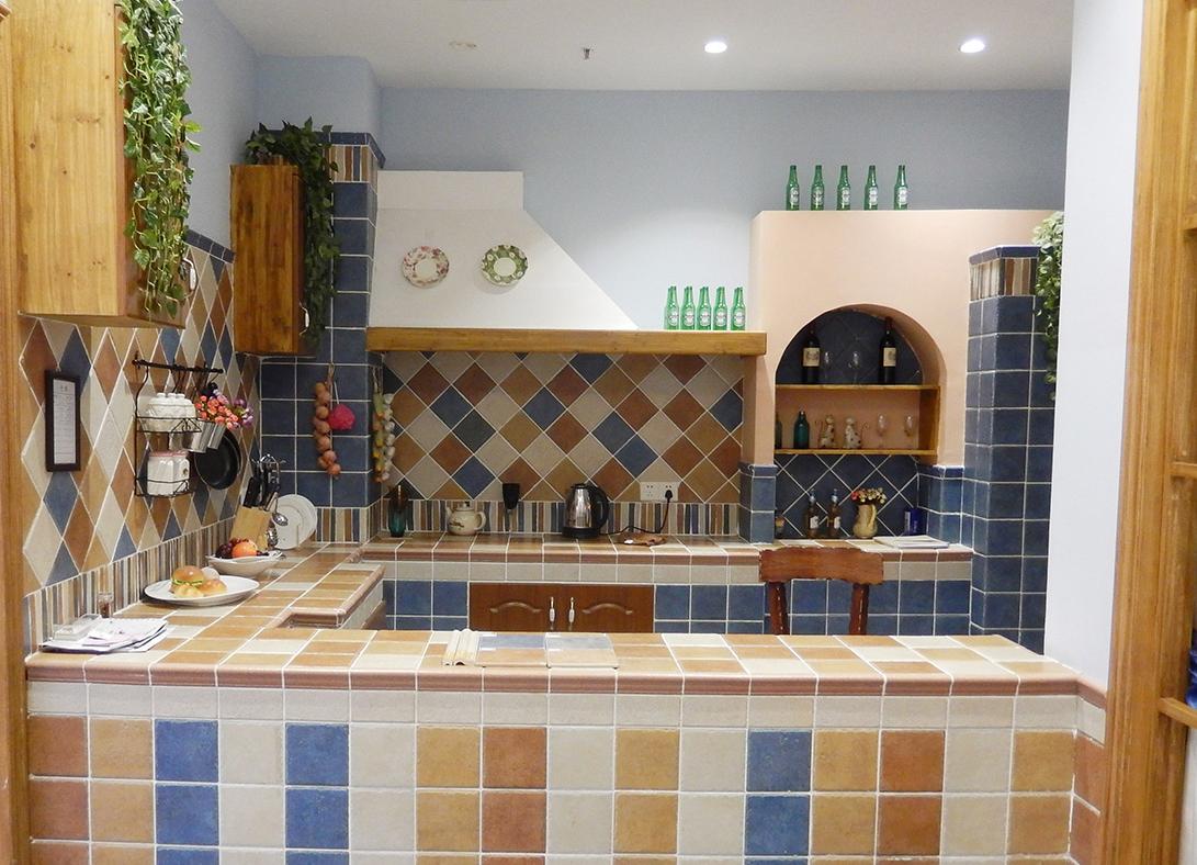 现代简约风用什么瓷砖,浅灰色瓷砖的简约风效果图