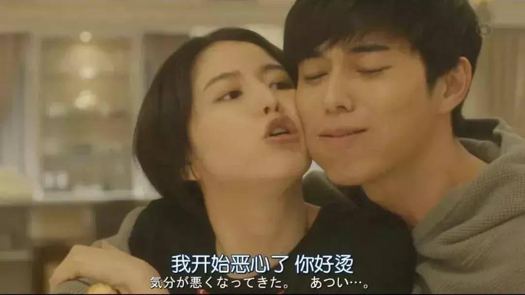 奇葩！！合租室友往我的lamer精华里注入了水？