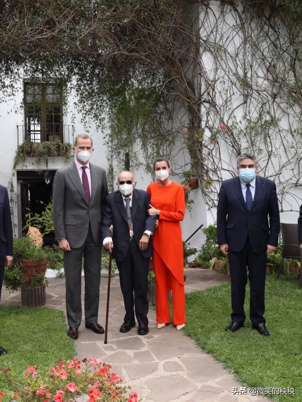 zara一套衣服多少钱,zara一件衣服成本多少钱